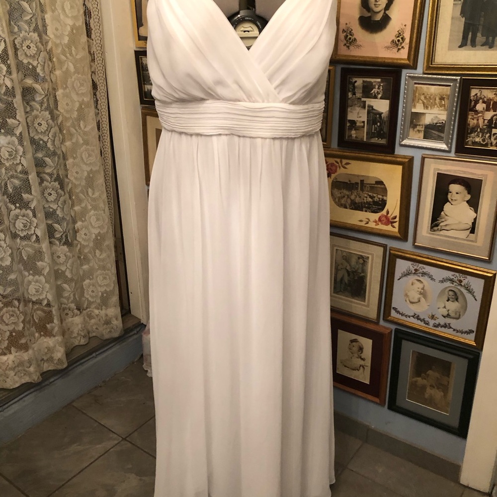 Fashionable Ever Pretty Gown White Halter  Maxi S 20 Possible Wedding Dress New